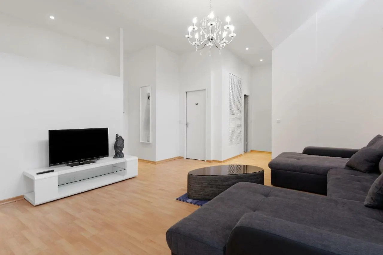 Big Central City Apartment West Kurfurstendamm Berlin 0*,  Germany