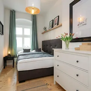 Apartment 4 Personen Altbau Nahe Kurfürstendamm, Berlin